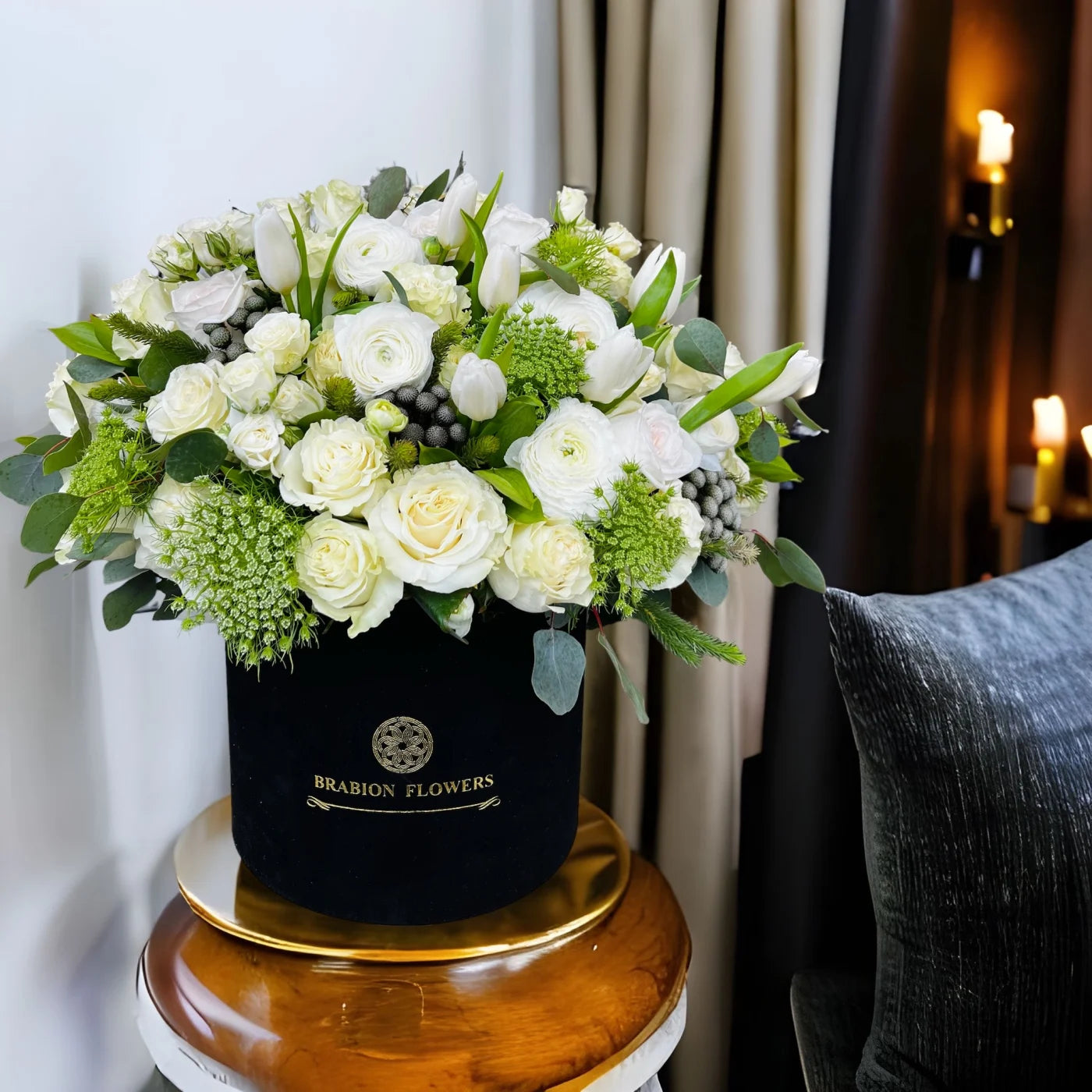 Classic White Arrangement (043)